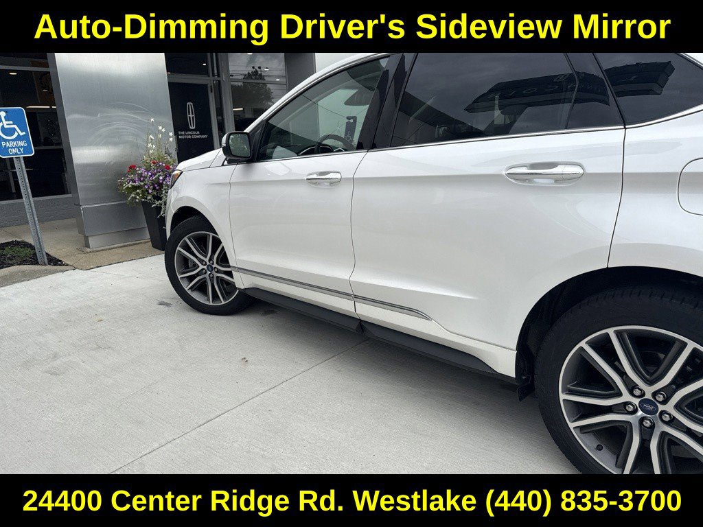 Used 2019 Ford Edge Titanium AWD/4WD image 17