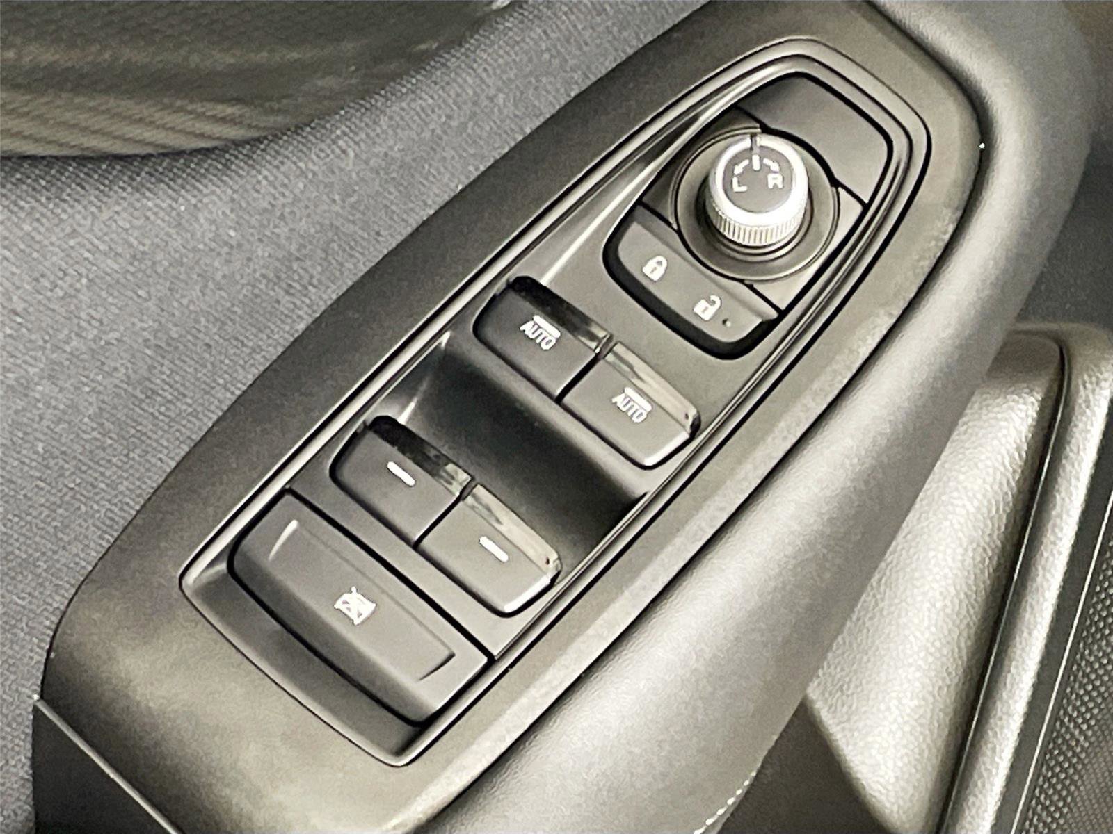 Used 2025 Subaru Outback Premium AWD/4WD image 20