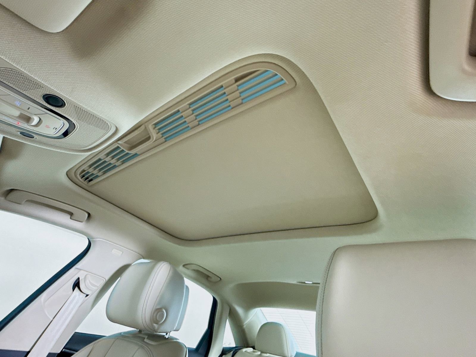 Used 2023 Audi A4 2.0T Premium w/ Convenience Package image 21