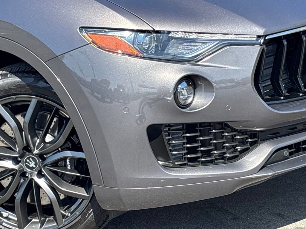 Used 2024 Maserati Levante GT Ultima image 6