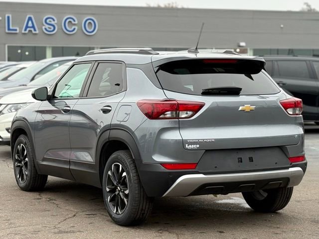 Used 2021 Chevrolet TrailBlazer LT w/ Driver Confidence Package image 40