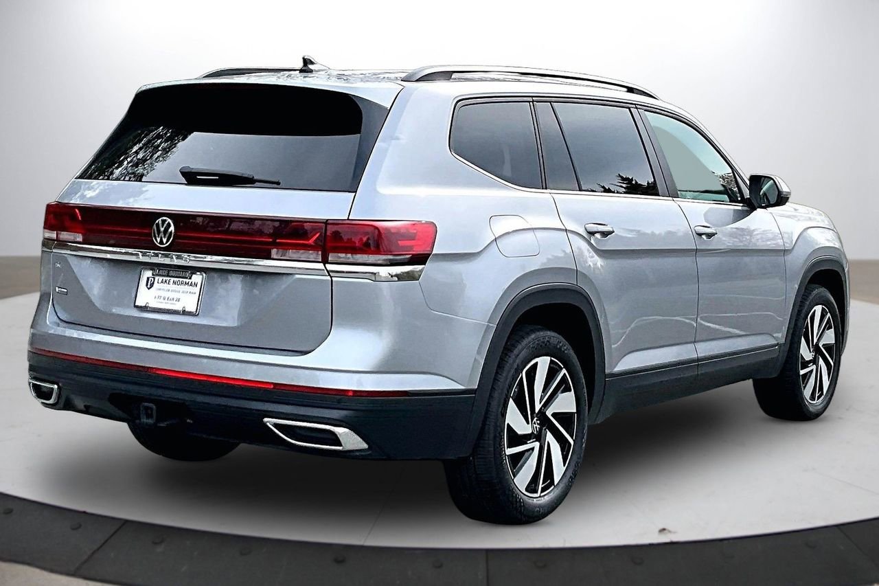 Used 2024 Volkswagen Atlas SE image 9