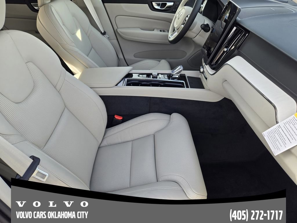 New 2026 Volvo XC60 T8 Ultra w/ Protection Package Premier image 15