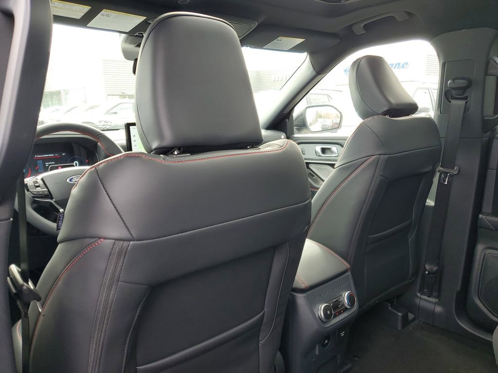 New 2026 Ford Explorer ST image 31
