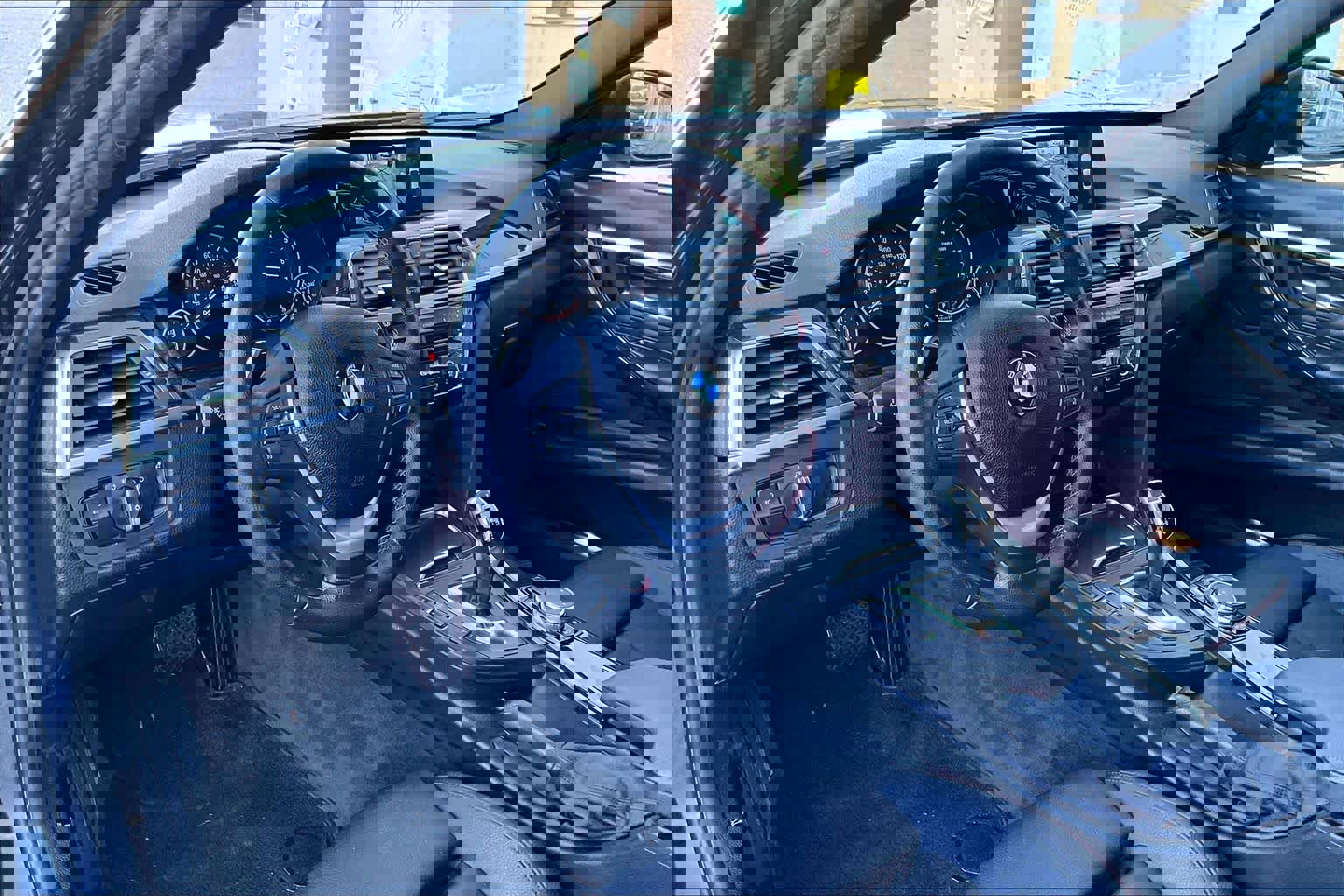 Used 2016 BMW 328i Sedan image 17