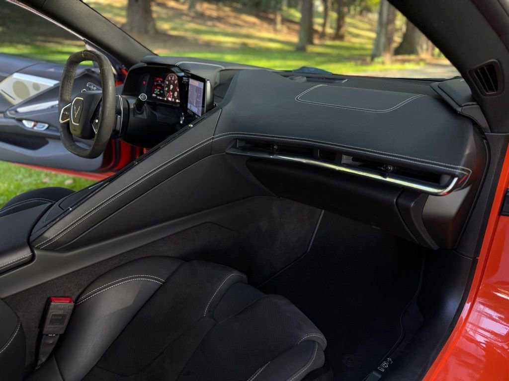 Used 2020 Chevrolet Corvette Stingray Preferred Cpe w/ 2LT Preferred Equipment Group RWD image 52