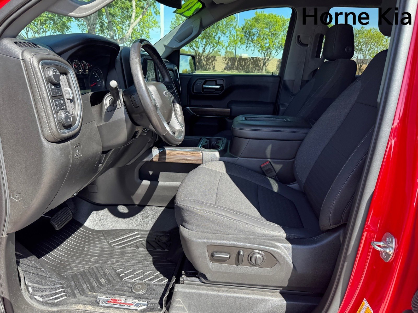 Used 2020 Chevrolet Silverado 1500 LT Trail Boss AWD/4WD image 10