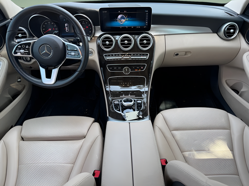 Used 2019 Mercedes-Benz C 300 Sedan image 16