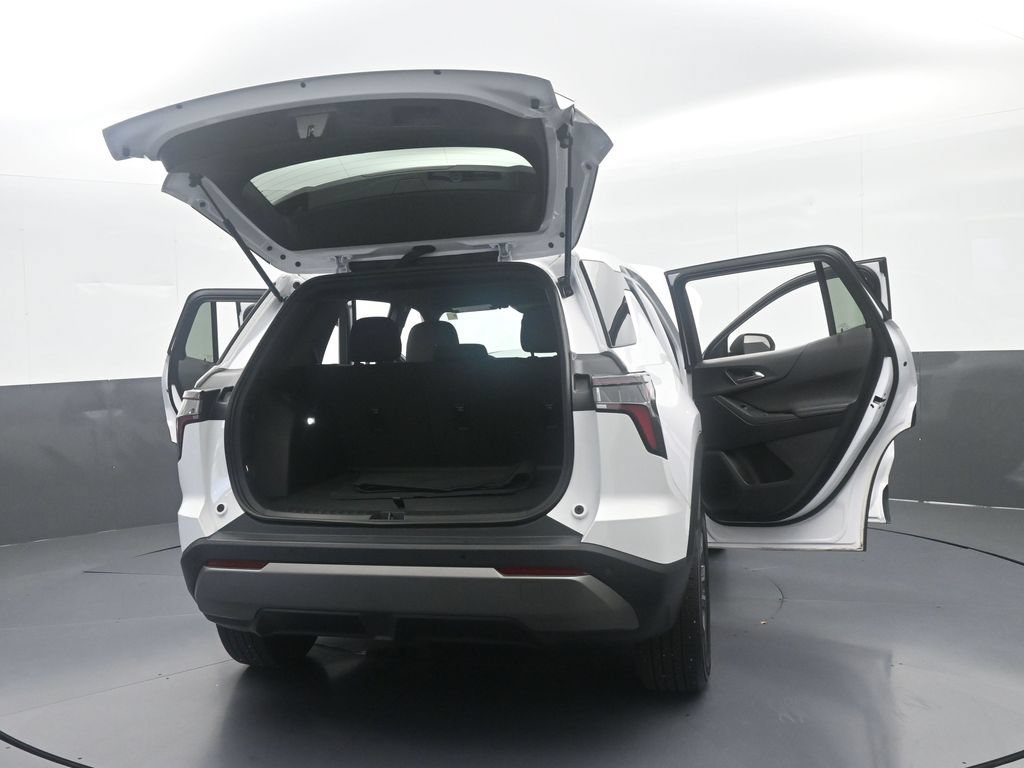 Used 2026 Chevrolet Equinox LT FWD image 71