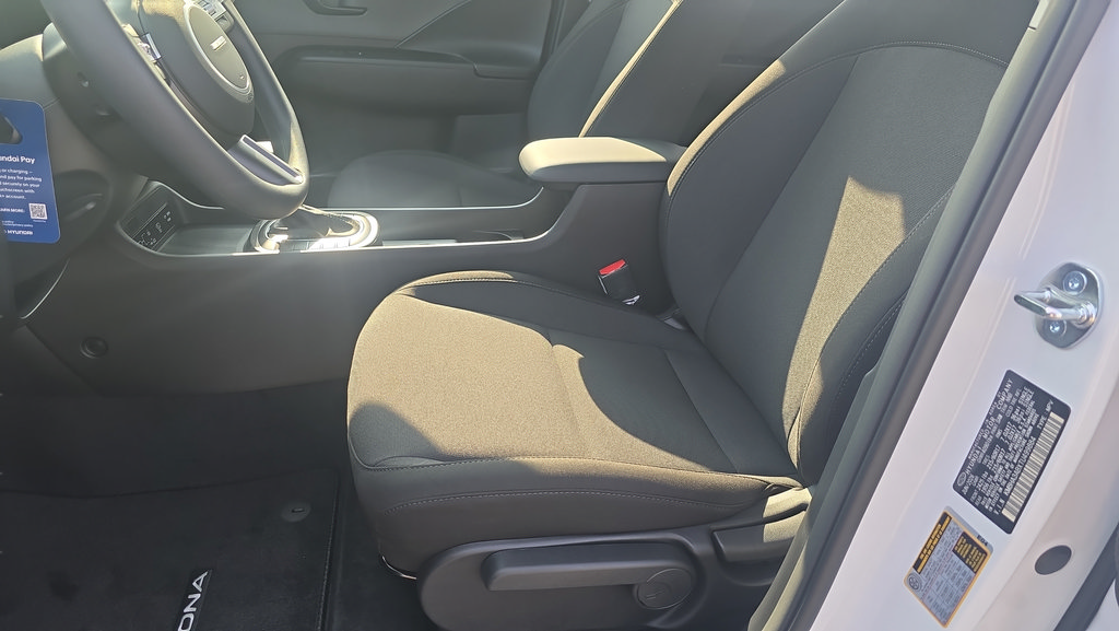 New 2026 Hyundai Kona SE FWD image 13