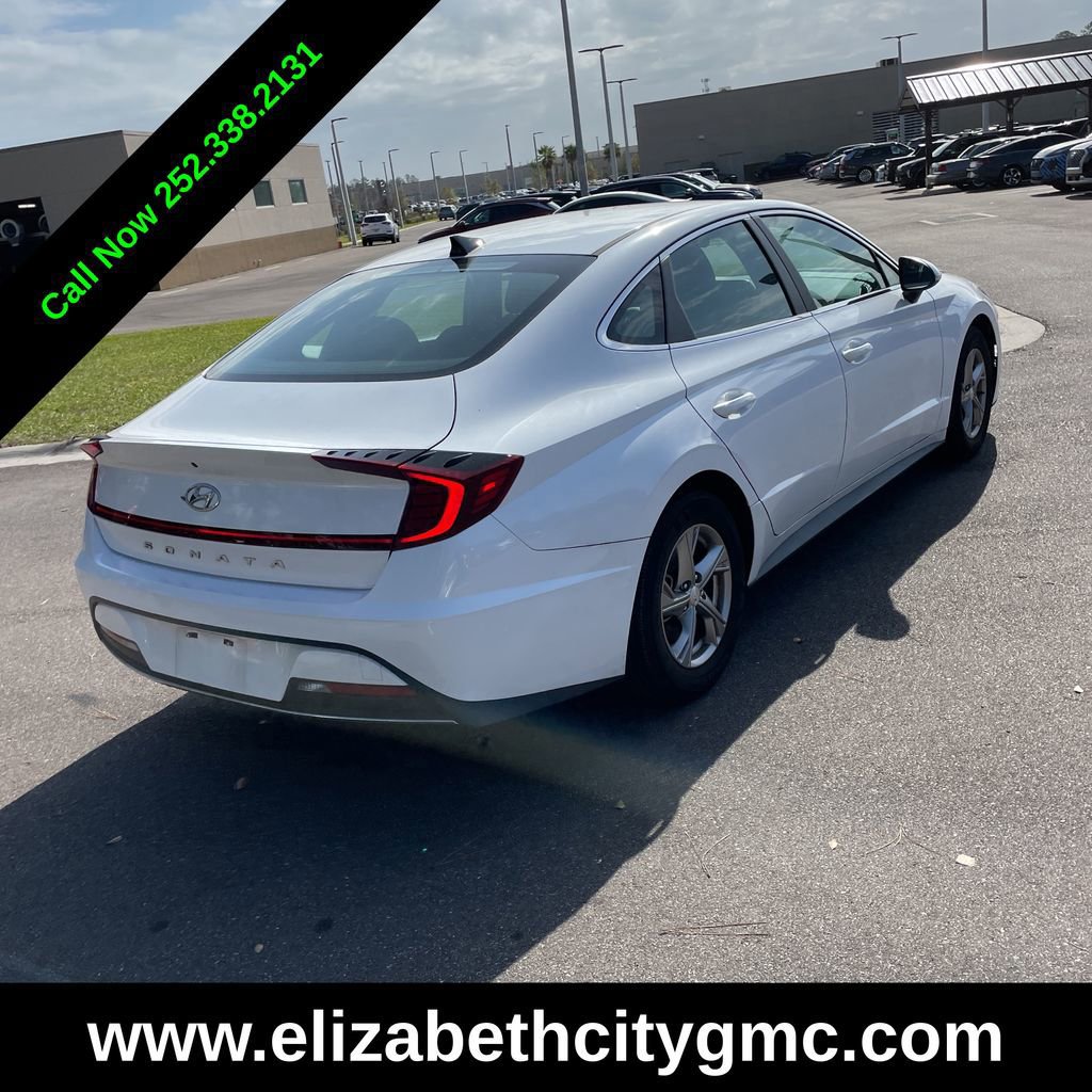 Used 2023 Hyundai Sonata SE w/ Cargo Package image 9