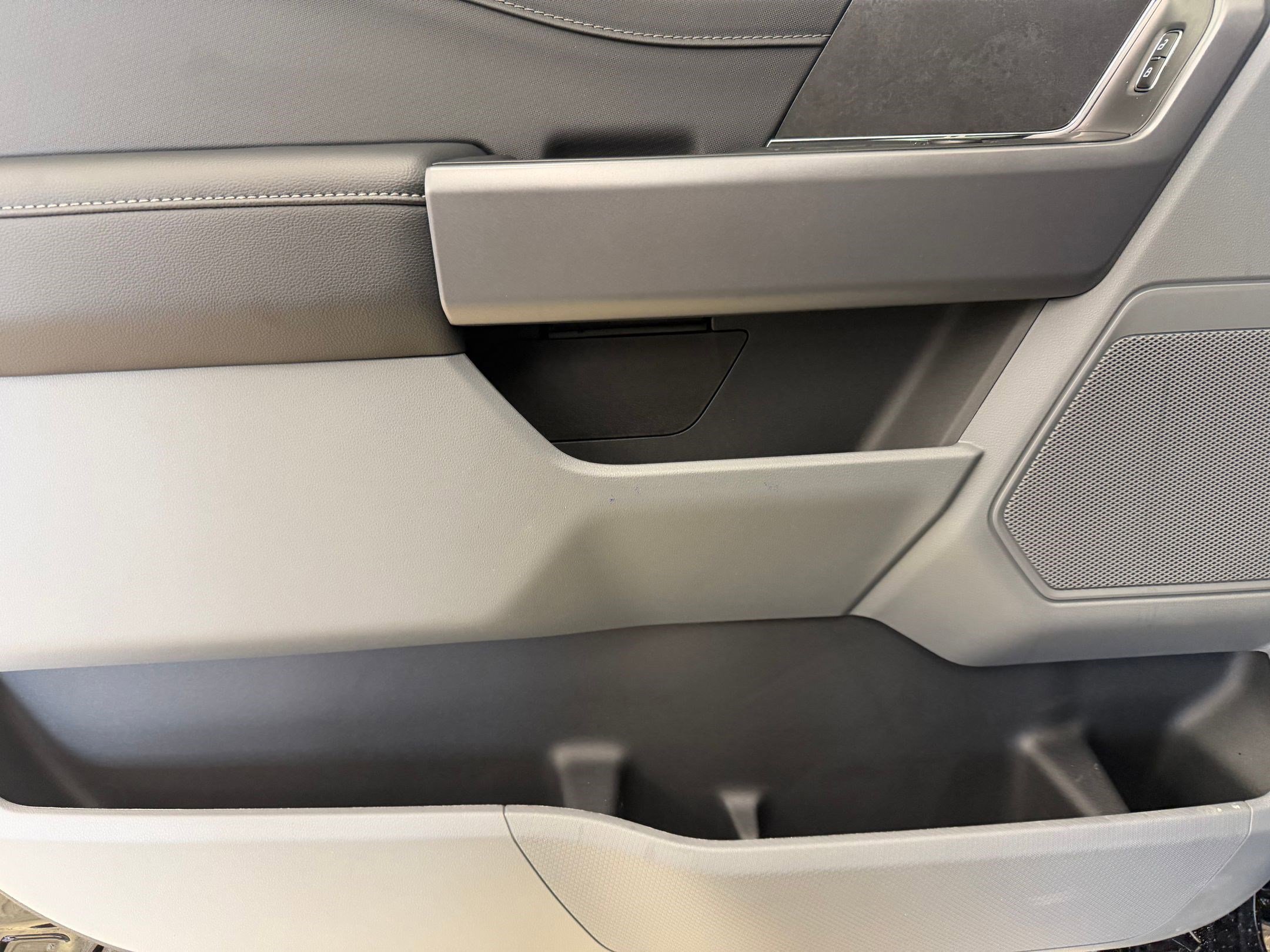 New 2026 Ford F150 XLT w/ Equipment Group 302A MID image 23