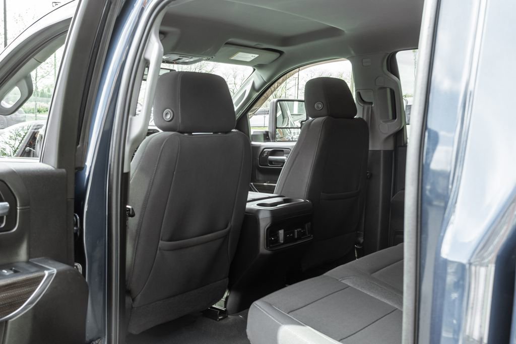Used 2021 Chevrolet Silverado 1500 LT Trail Boss w/ Convenience Package II AWD/4WD image 29