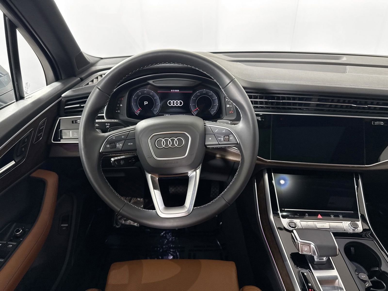 Used 2025 Audi Q7 3.0T Prestige AWD/4WD image 23
