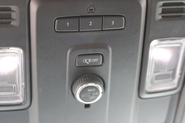 Used 2024 Chevrolet Tahoe LT image 31