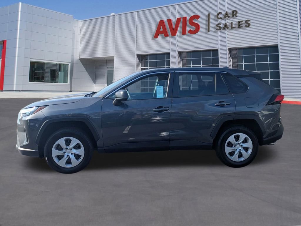 Used 2024 Toyota RAV4 LE image 10