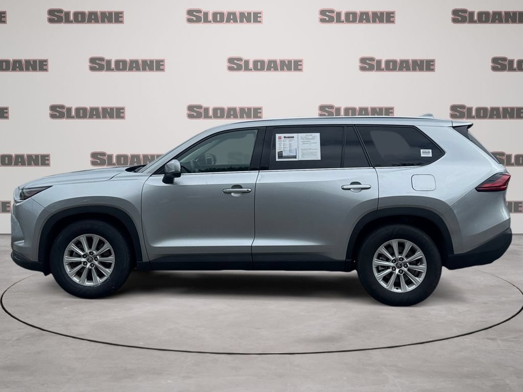 Used 2025 Toyota Grand Highlander AWD image 2