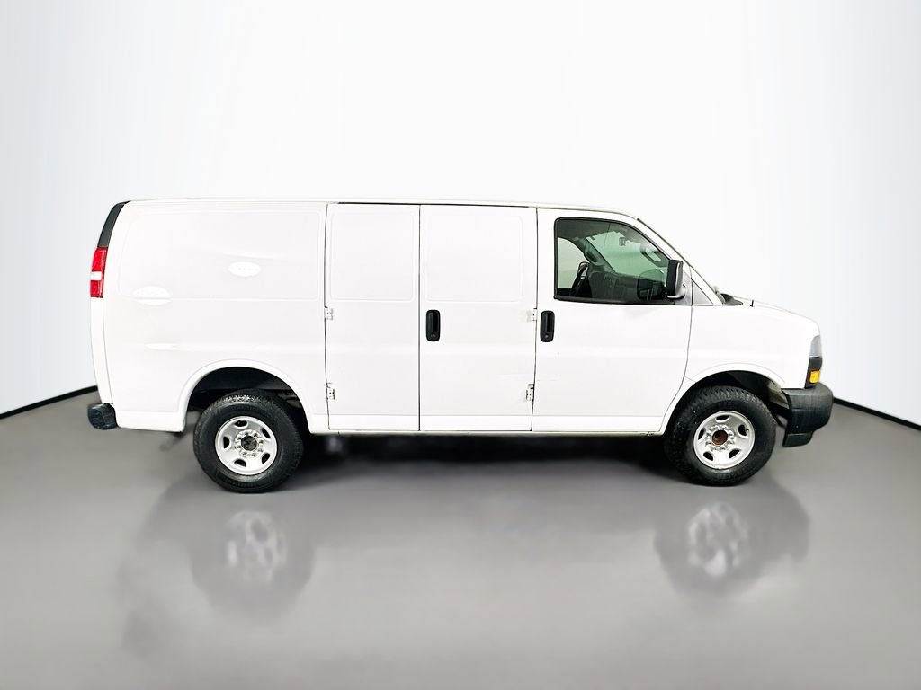 Used 2019 Chevrolet Express 2500 image 8