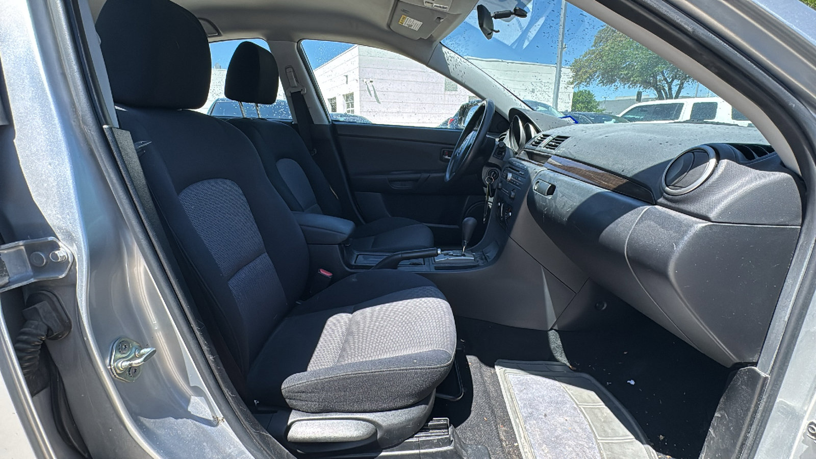 Used 2007 MAZDA MAZDA3 i Touring FWD image 25