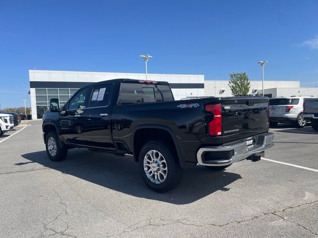 Used 2024 Chevrolet Silverado 2500 LTZ w/ LTZ Plus Package image 4