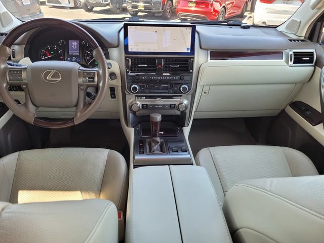 Used 2017 Lexus GX 460 AWD/4WD image 6