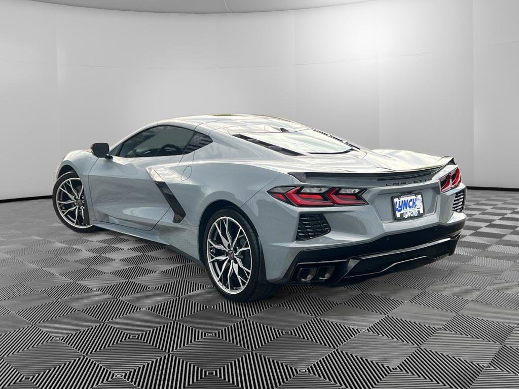 Used 2024 Chevrolet Corvette Stingray Preferred Cpe w/ 2LT RWD image 2