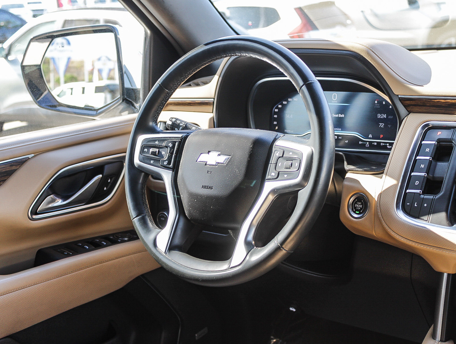 Used 2024 Chevrolet Suburban Premier RWD image 15