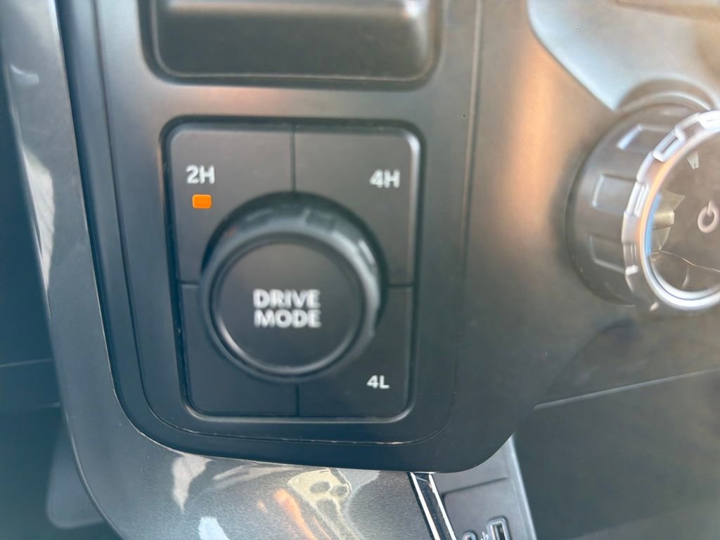 Used 2023 Ford F150 XLT w/ Equipment Group 302A High AWD/4WD image 34