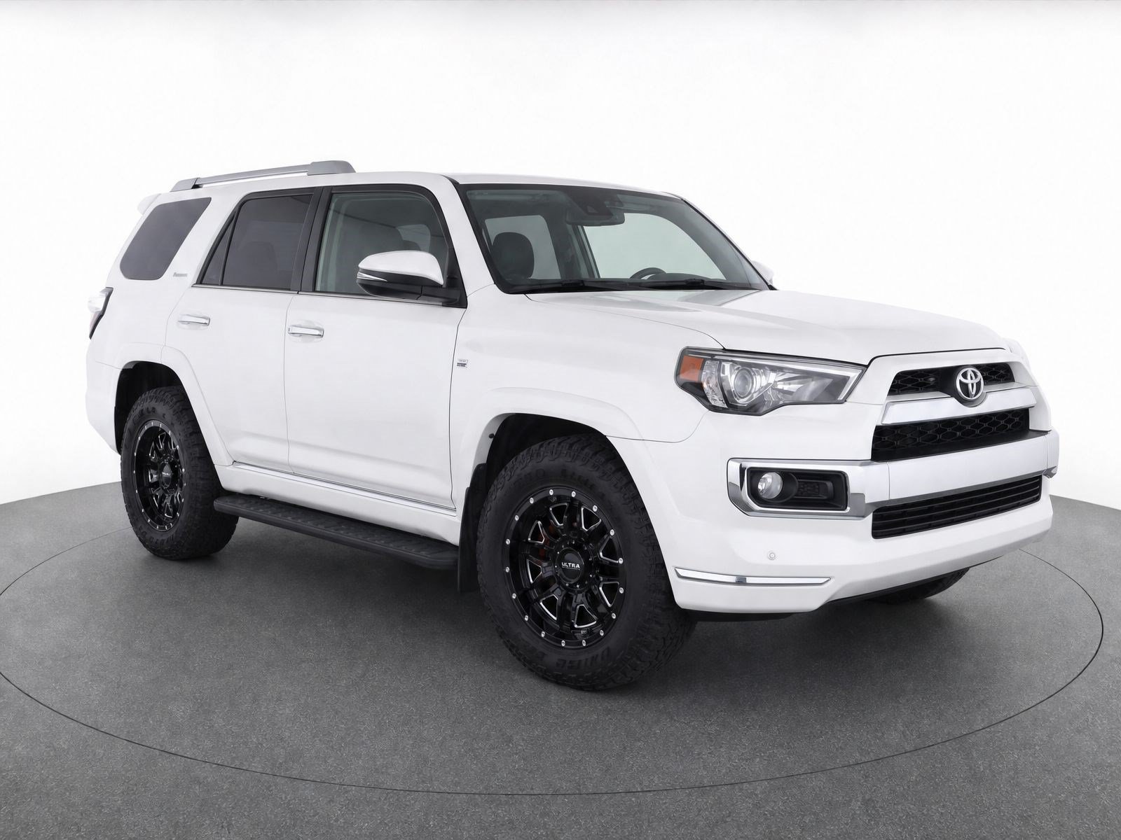Used 2016 Toyota 4Runner Limited AWD/4WD image 2