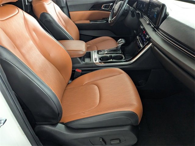 Used 2023 Kia Carnival SX image 37