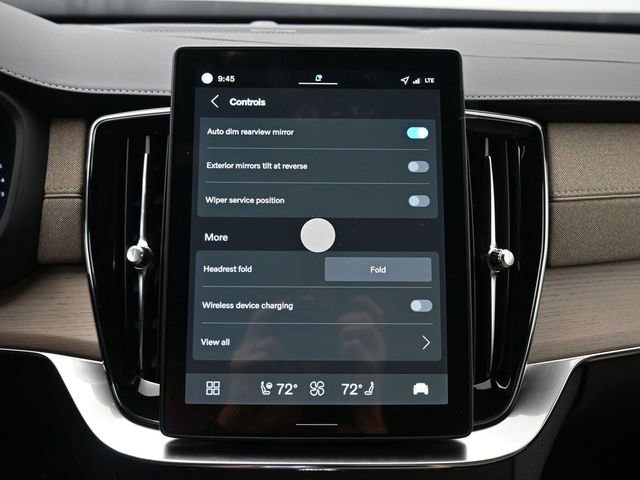New 2026 Volvo XC90 B6 Plus w/ Protection Package Premier image 19