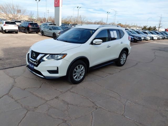 Used 2018 Nissan Rogue SV image 8