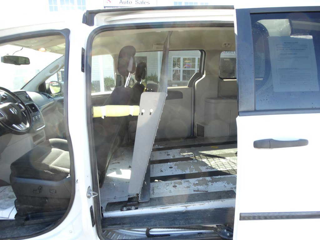 Used 2014 RAM C/V Tradesman w/ UConnect Hands-Free Group image 10