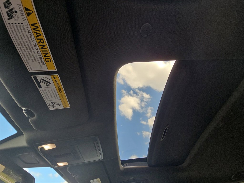 Used 2023 Honda CR-V Sport image 16