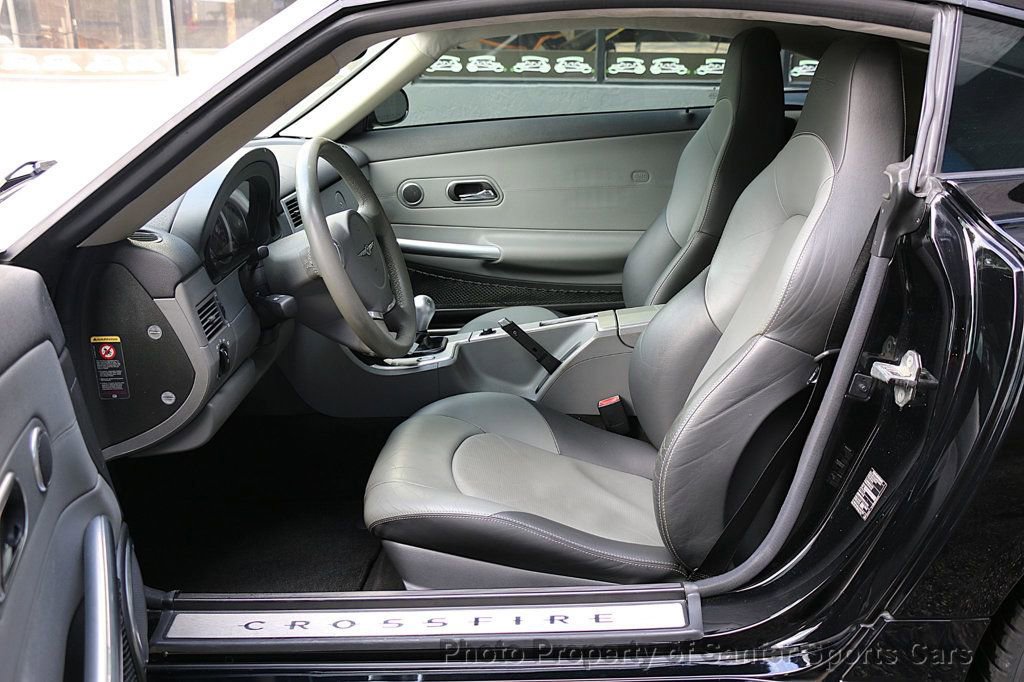 Used 2004 Chrysler Crossfire Coupe RWD image 23