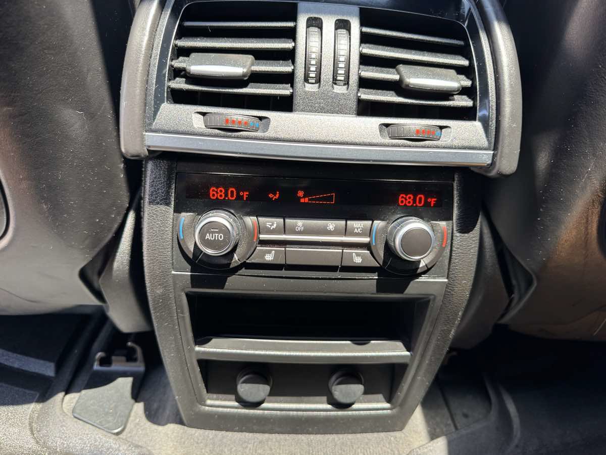 Used 2016 BMW X5 M AWD/4WD image 56