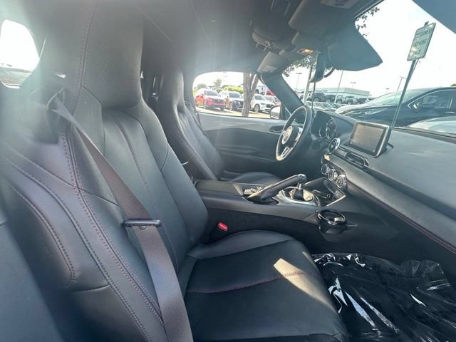 Used 2016 MAZDA MX-5 Miata Grand Touring RWD image 17