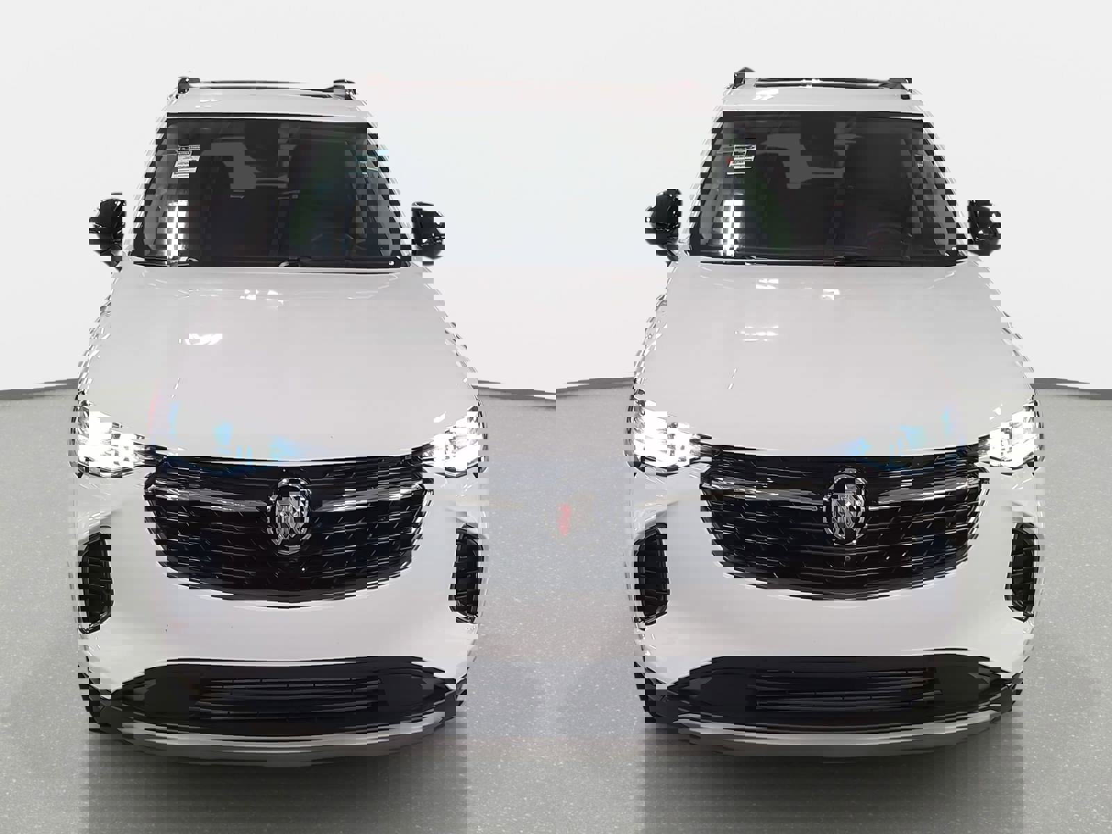 Used 2022 Buick Envision Essence w/ Technology Package II image 2