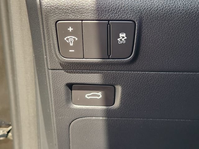 Used 2025 Kia K5 GT FWD image 21