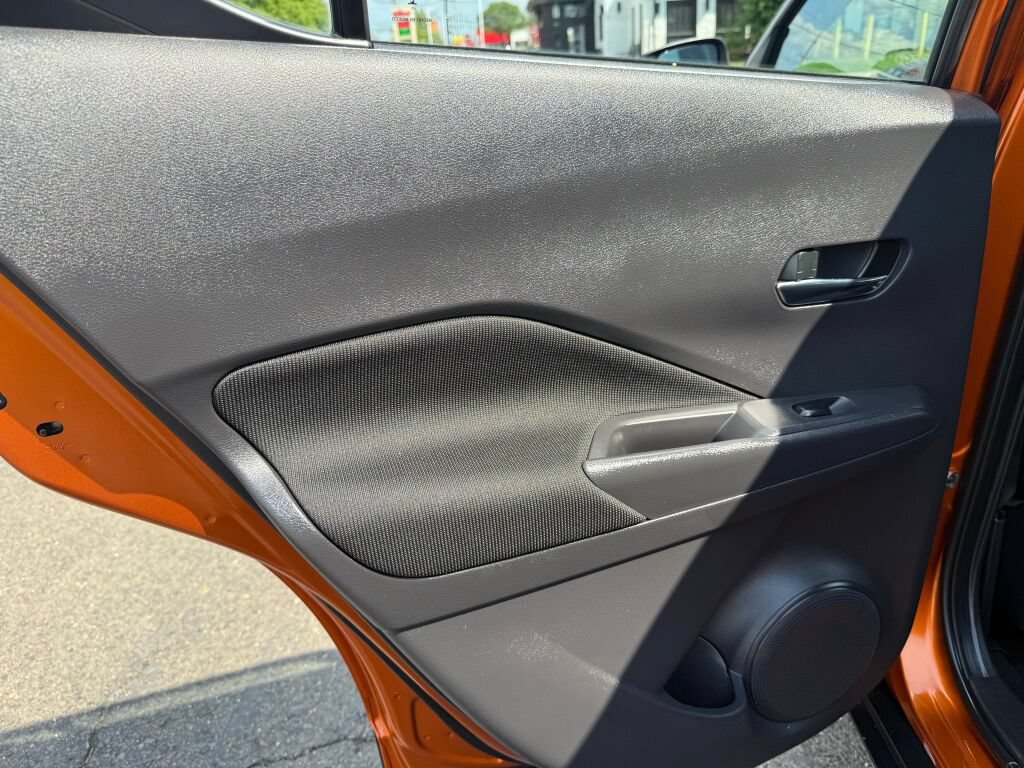Used 2023 Nissan Kicks SV FWD image 22
