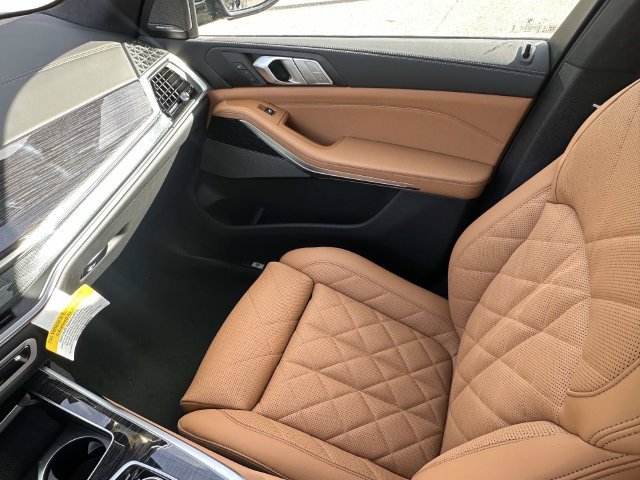 New 2027 BMW X7 xDrive40i w/ M Sport Package AWD/4WD image 20
