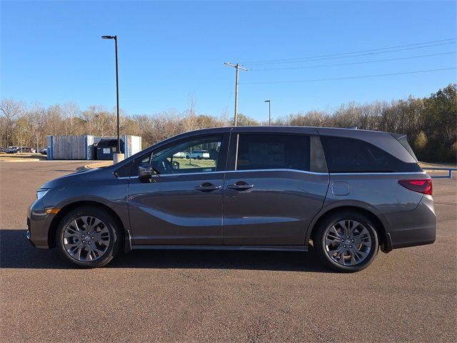 New 2026 Honda Odyssey Touring image 2