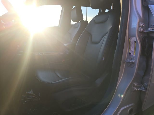 New 2026 Jeep Compass Limited image 9