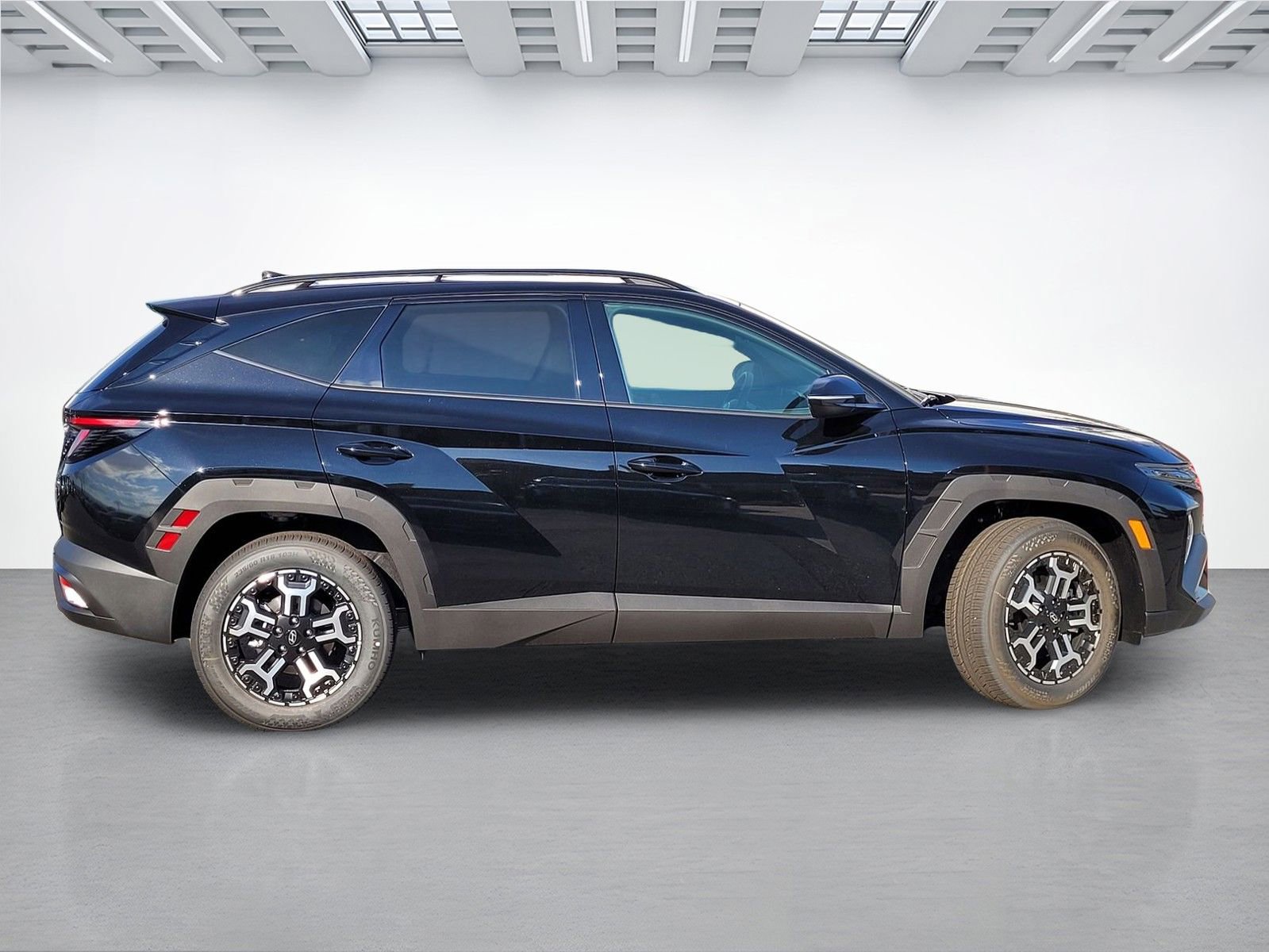 New 2025 Hyundai Tucson XRT image 4