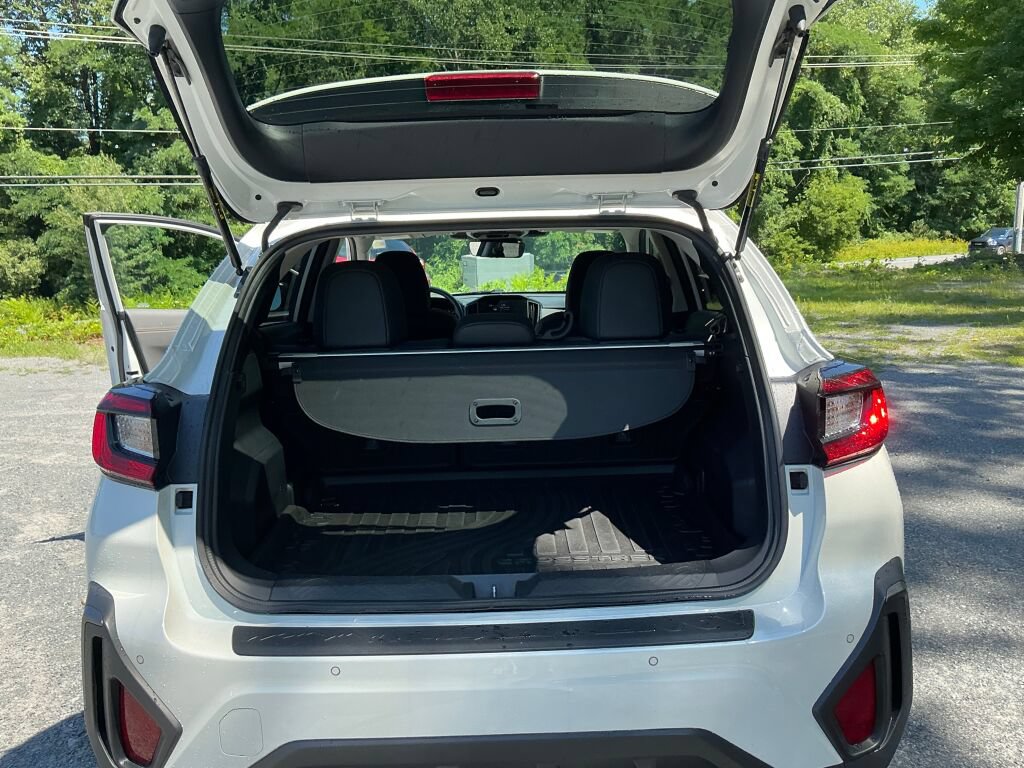 Used 2024 Subaru Crosstrek 2.5i Limited AWD/4WD image 14