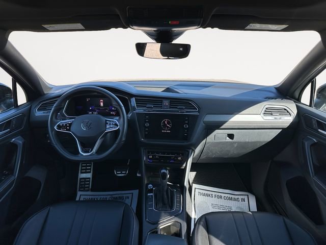 Used 2023 Volkswagen Tiguan SE R-Line image 10