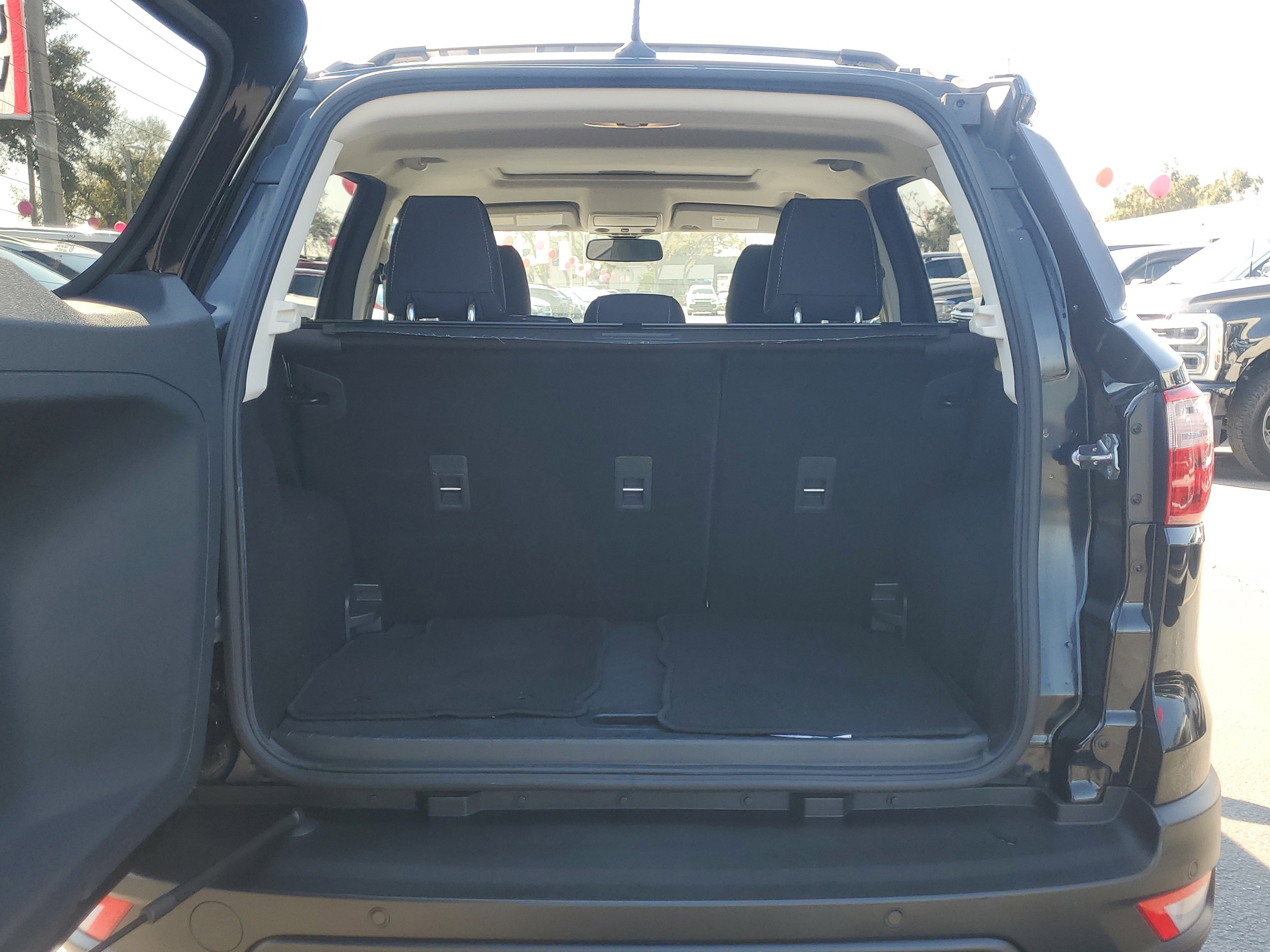 Used 2018 Ford EcoSport SE w/ SE Convenience Package image 11