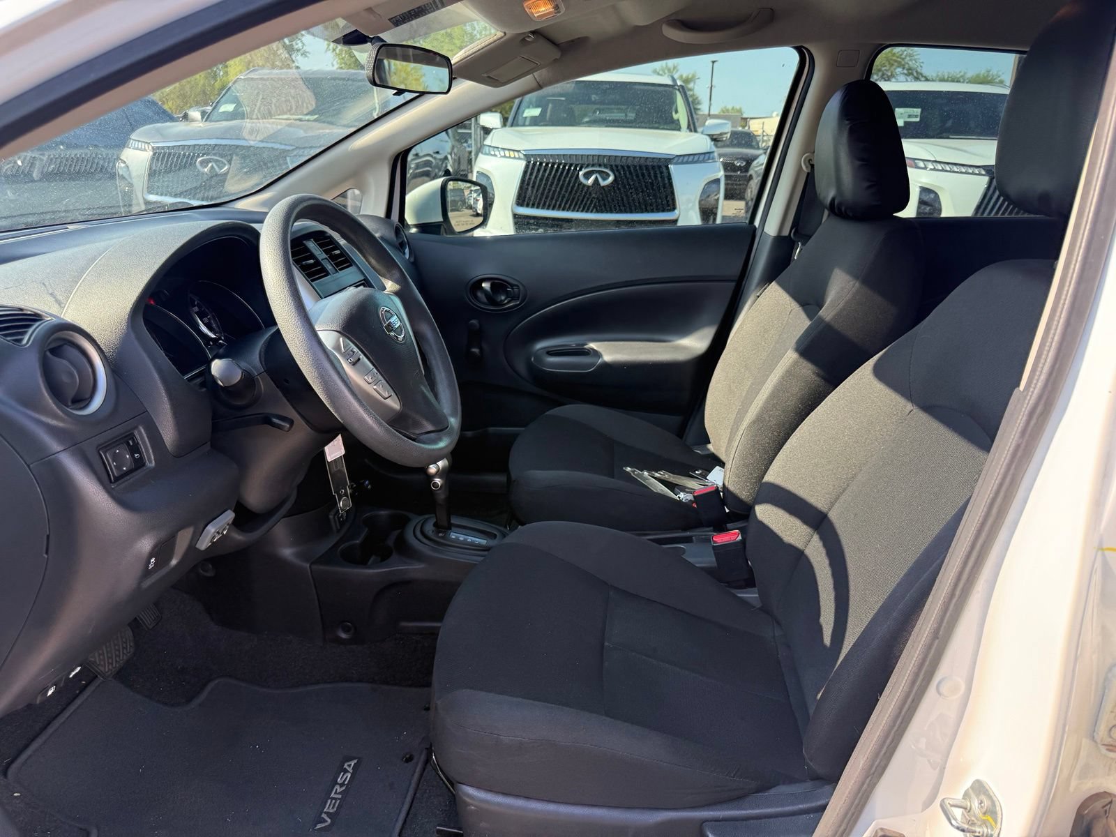 Used 2018 Nissan Versa Note S FWD image 12
