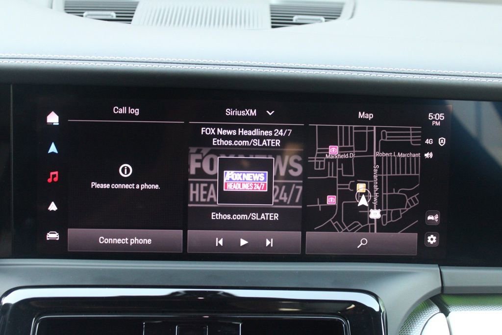 Certified 2025 Porsche Panamera image 28