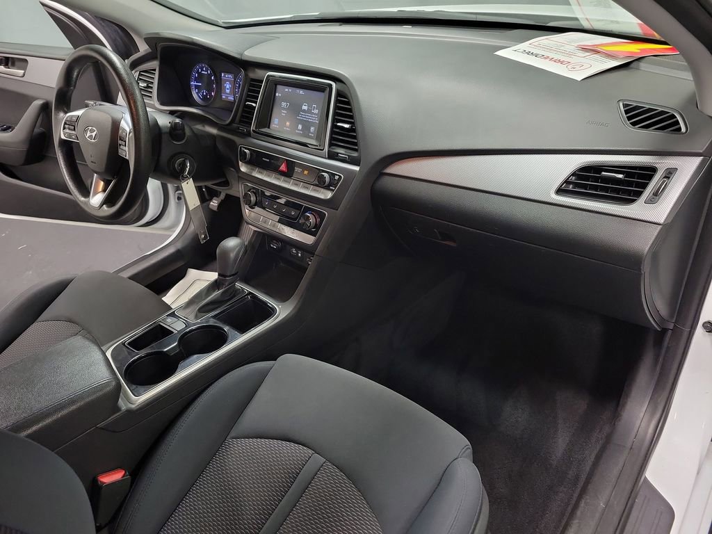 Used 2018 Hyundai Sonata SE image 23